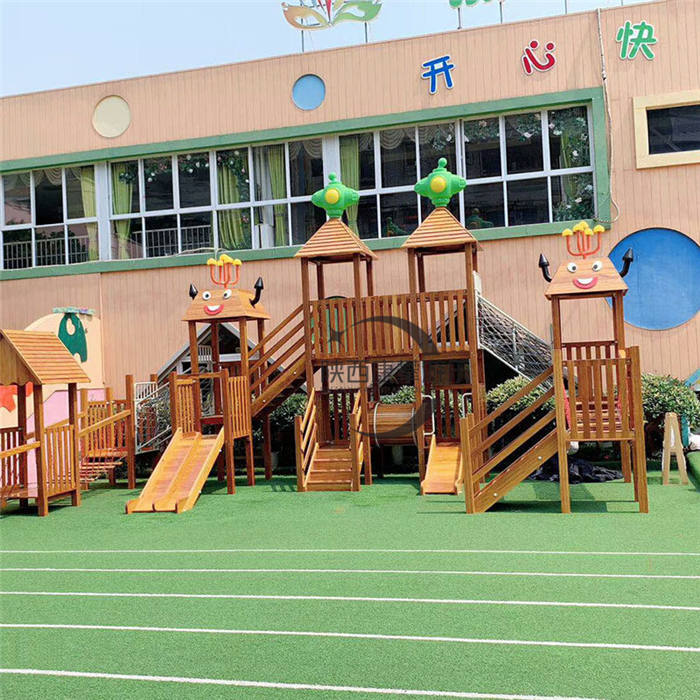 兒童戶外實(shí)木滑梯 兒童戶外實(shí)木滑梯