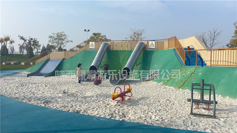 非標(biāo)定制不銹鋼滑梯 非標(biāo)定制不銹鋼滑梯