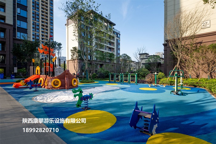 兒童游樂設(shè)備