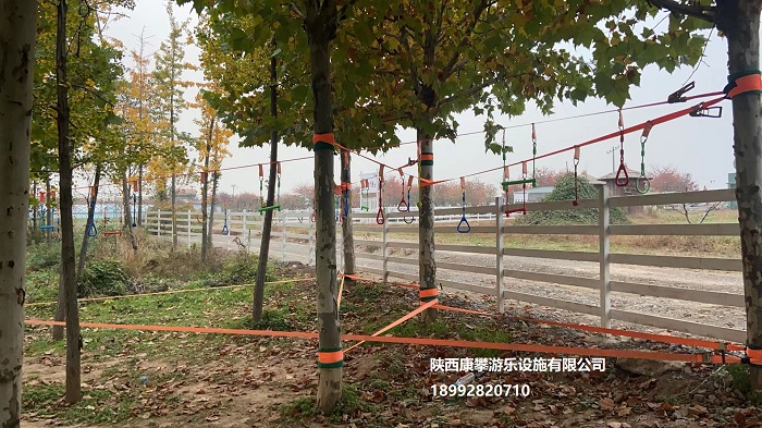 戶外兒童游樂(lè)設(shè)施