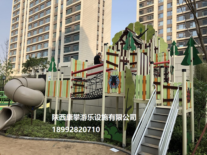 戶(hù)外幼兒園設(shè)備