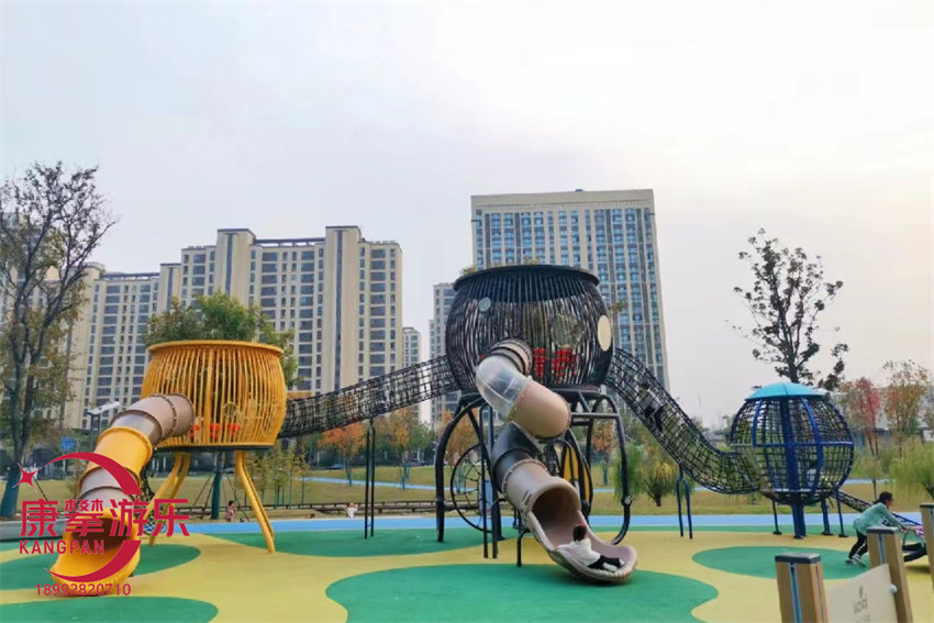 兒童游樂設(shè)施
